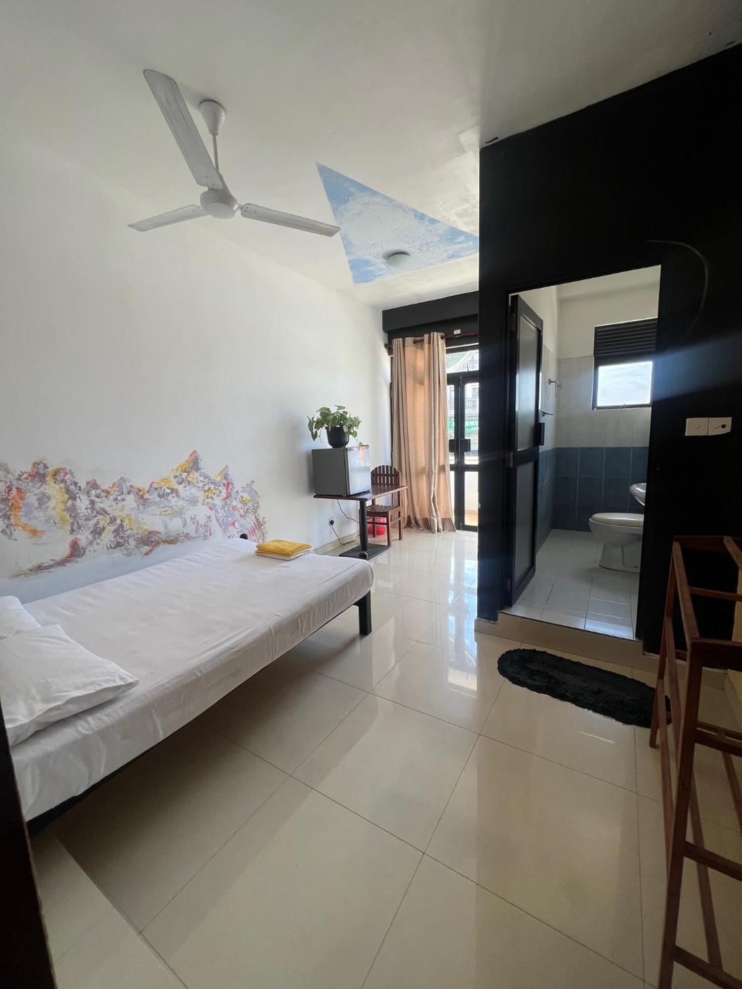 מיריסה Yasis Surf Lodge מראה חיצוני תמונה